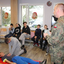 Wiedza teoretyczna i praktyczna. Do szkoły zawitali instruktorzy WOT