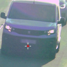 Kontrolowano odległość między pojazdami. Osiem wykroczeń