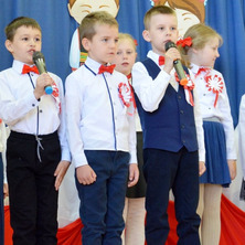 Uroczysta akademia. Nie zabrakło wierszy i pieśni patriotycznych