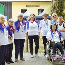 „Na ludową nutę”. Mieszkańcy DPS-u i ich terapeuci na festiwalu