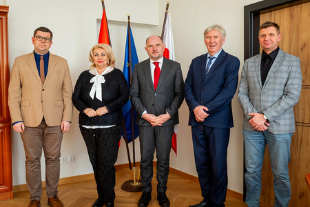 Spotkanie w starostwie nakielskim, fot. Tomasz Czachorowski/eventphoto dla UMWKP